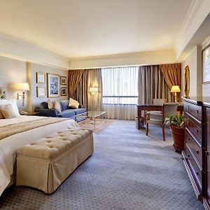 Grand Deluxe King Room